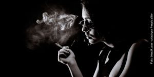 maconha_faz_mal_dentes_implantes_dentarios_50kb O que fazer quando surge uma cárie dentária?